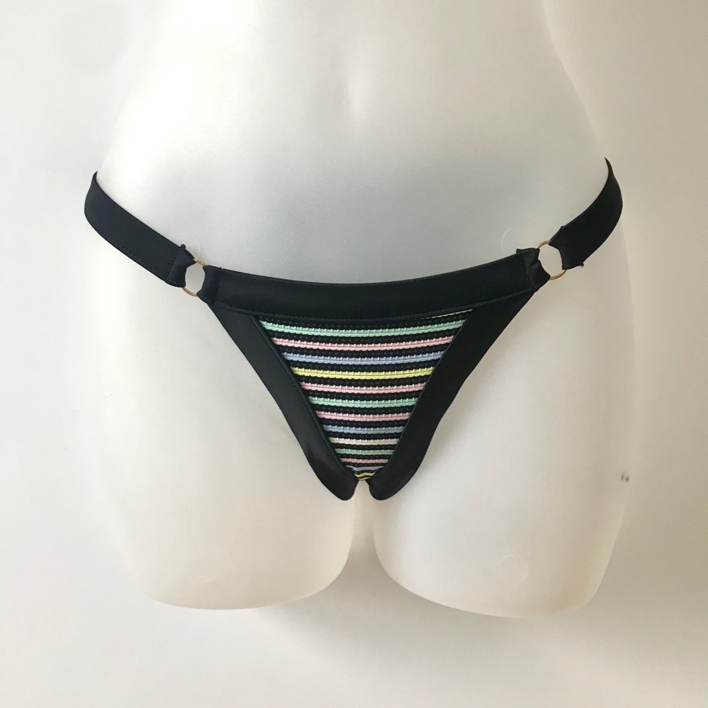 NEW Wildfox Yarn Dye Sonia Bikini Bottoms